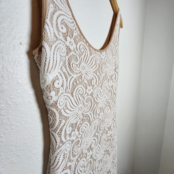 Bebe White Lace Bodycon Dress Nude Lined Sleeveless Cocktail Party Size Meduim - Picture 2 of 9